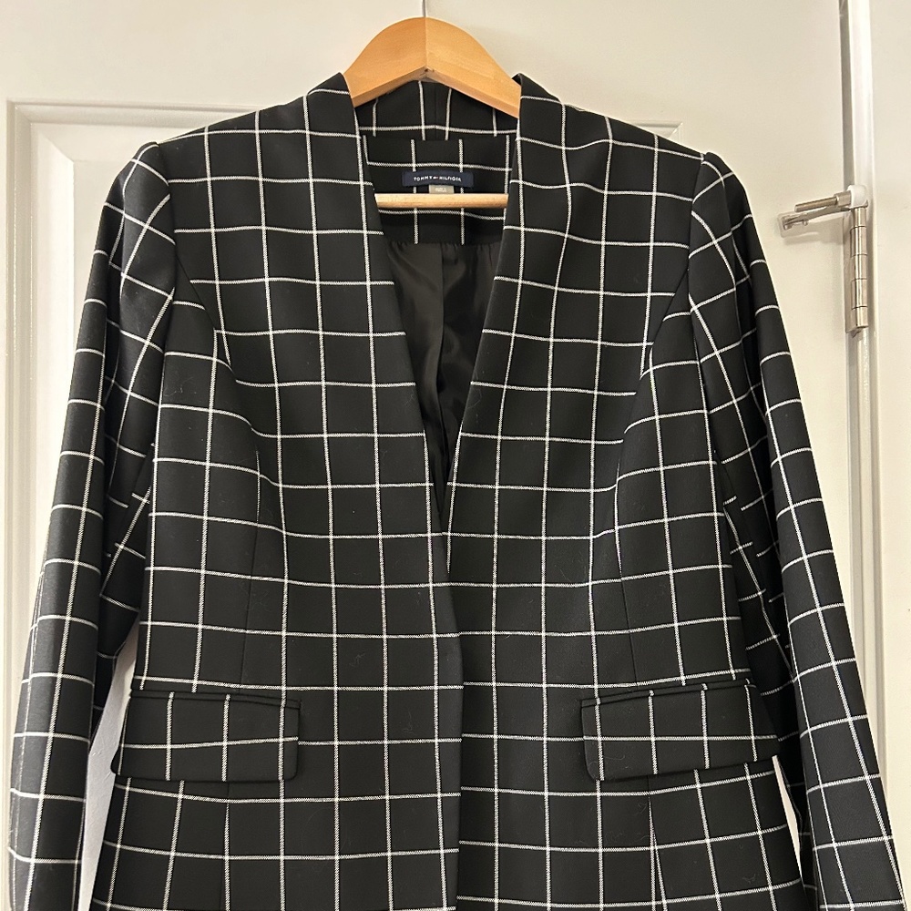 Tommy Hilfiger laidback and white fitted Jacket